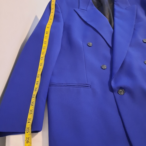 Mens 2-piece Double-breasted Suit - Picture 10 of 16